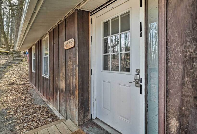 Unplugged Mountain Retreat With Porch Swings!