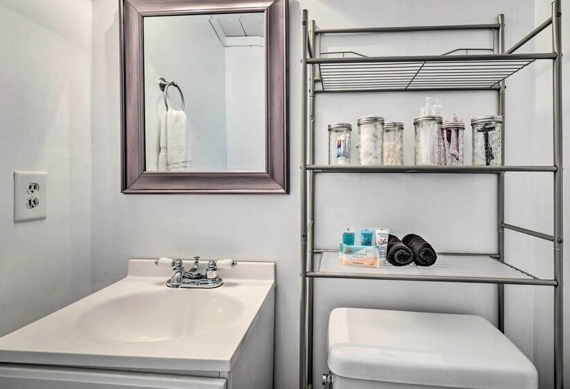 Unplugged Mountain Retreat With Porch Swings!