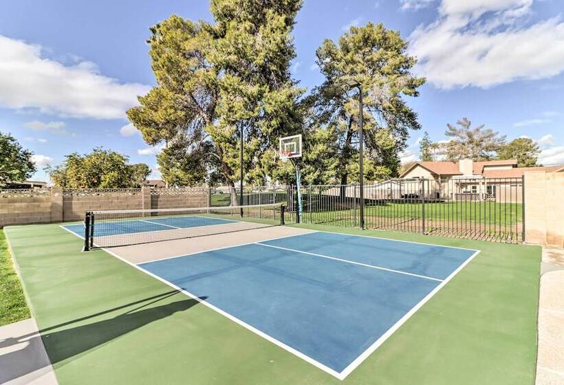 Luxe Mesa Retreat W/ Pool, Hot Tub & Home Gym