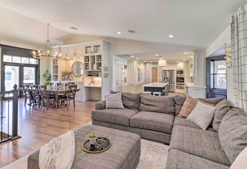 Luxe Mesa Retreat W/ Pool, Hot Tub & Home Gym