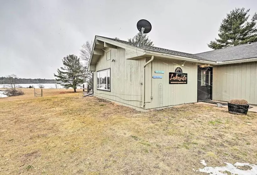 Waterfront Castle Rock Lake Cabin W/ Deck & Grill