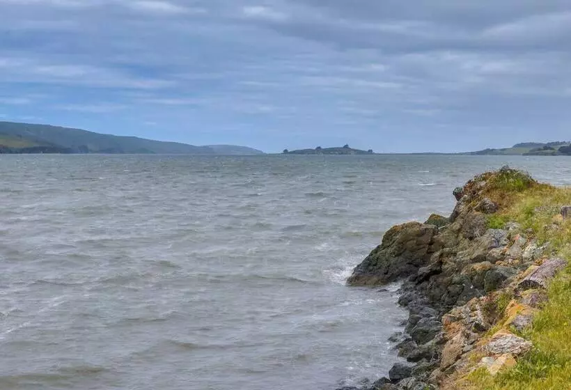 Waterfront Cottage On Tomales Bay W/ Dock & Views