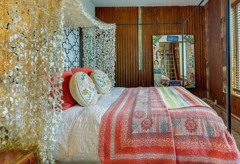 Waterfront Cottage On Tomales Bay W/ Dock & Views