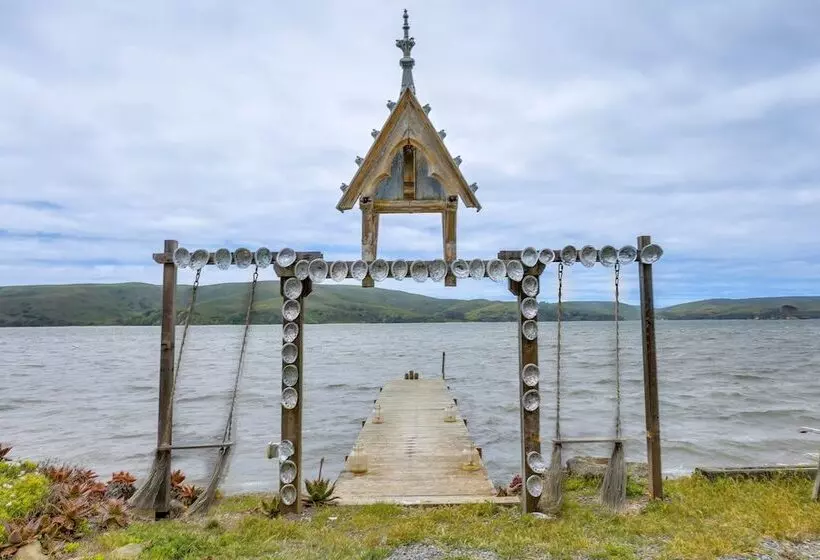 Waterfront Cottage On Tomales Bay W/ Dock & Views