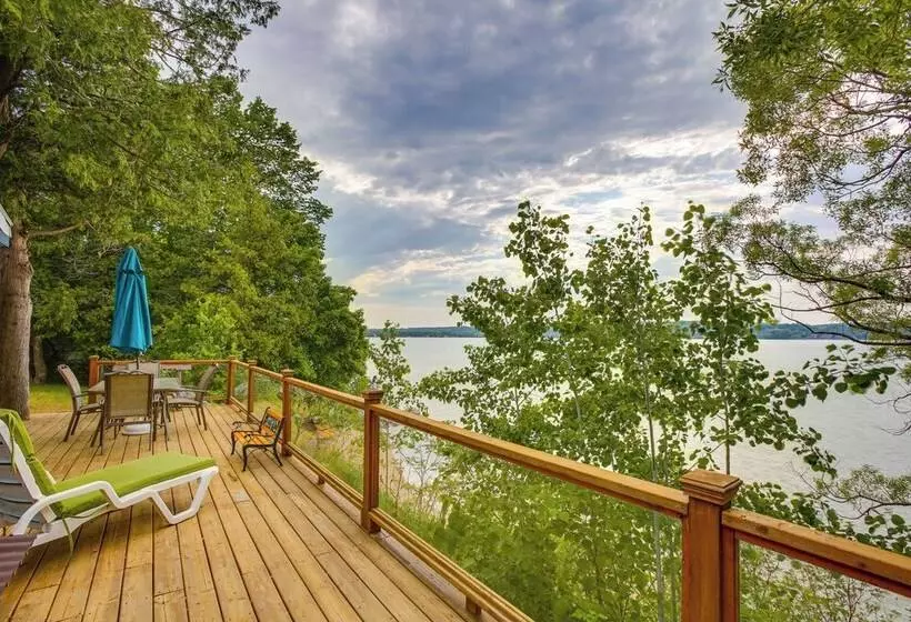 Waterfront Suttons Bay Cottage W/ Fire Pit!