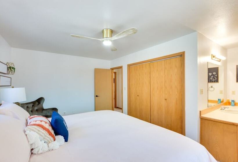 Angel Fire Retreat W/ Deck, Fire Pit: Ski & Hike!