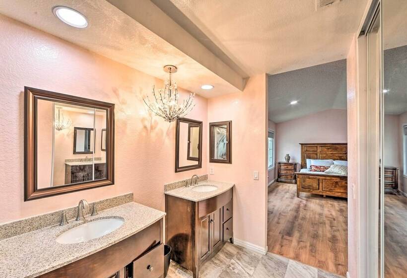 Bright California Home W/ Patio < 1 Mi To Hiking!