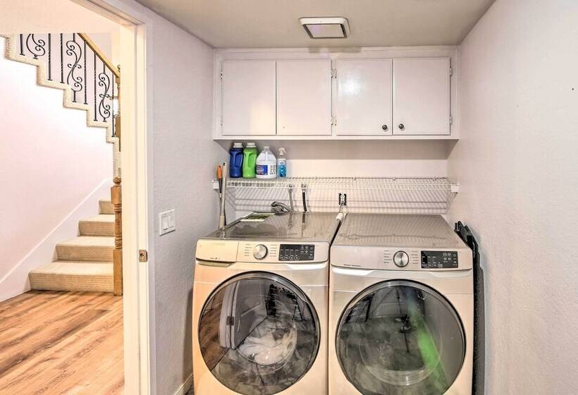 Bright California Home W/ Patio < 1 Mi To Hiking!