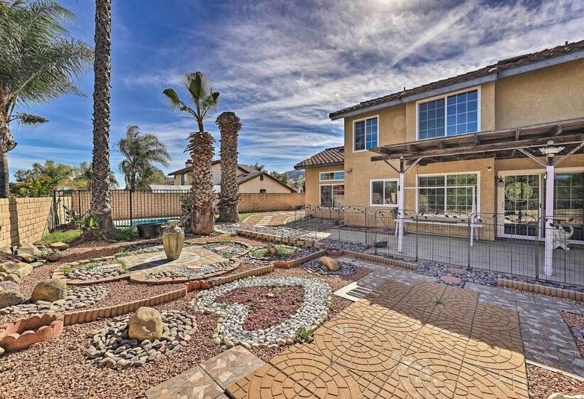 Bright California Home W/ Patio < 1 Mi To Hiking!