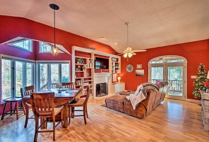 Hayesville Bungalow W/ Porch & Forest Views!