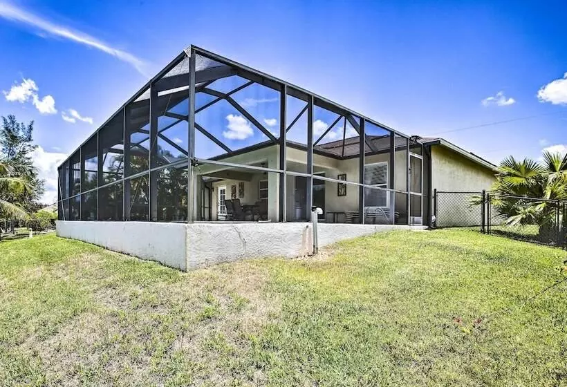 Dock & Canal Access: Cape Coral Family Home