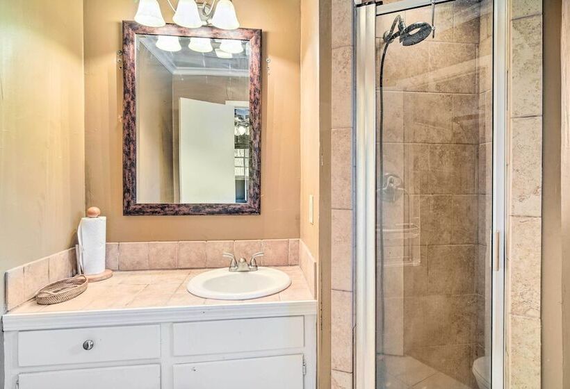 Charming Lafayette Home ~ 5 Mi To Downtown!