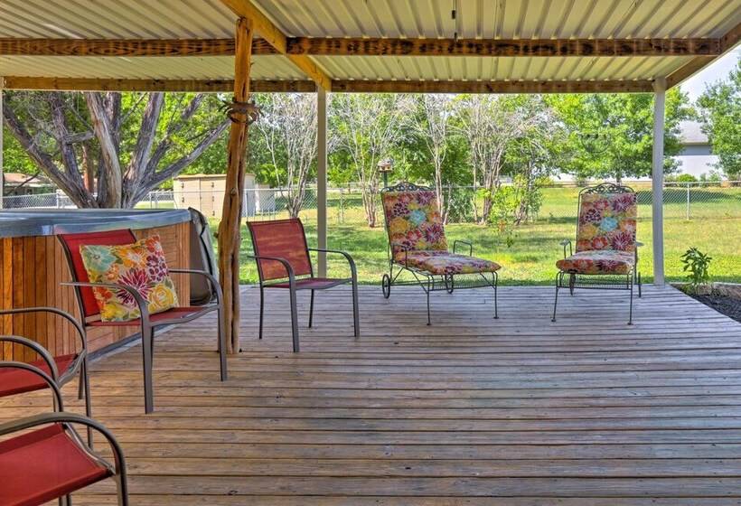 Charming Lake Retreat W/ Patio & Boat Parking!