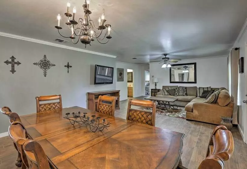 Charming Lake Retreat W/ Patio & Boat Parking!