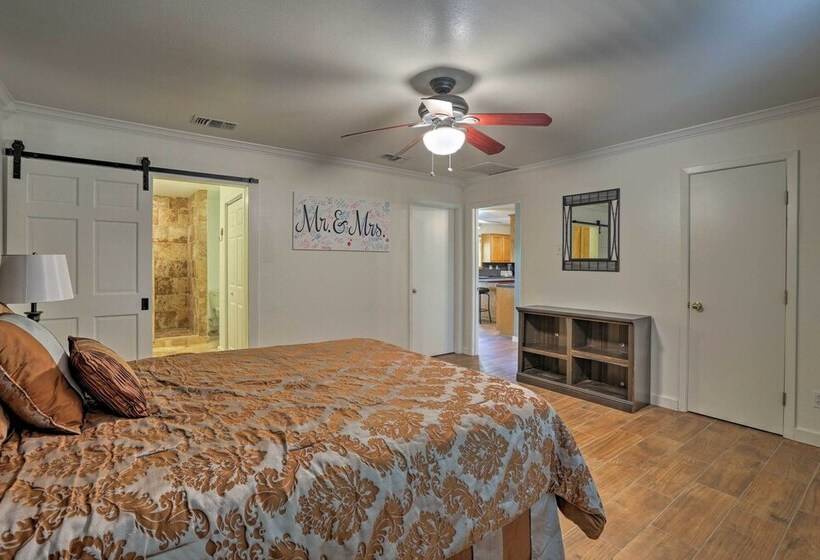 Charming Lake Retreat W/ Patio & Boat Parking!