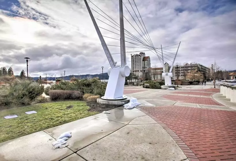 Updated Coeur D Alene Home, 1/2 Mi To Lake & Town!