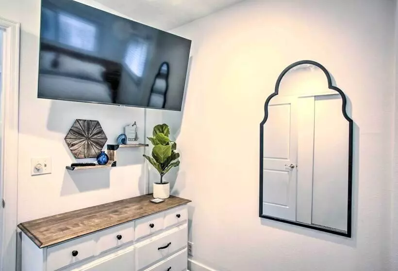 Updated Coeur D Alene Home, 1/2 Mi To Lake & Town!