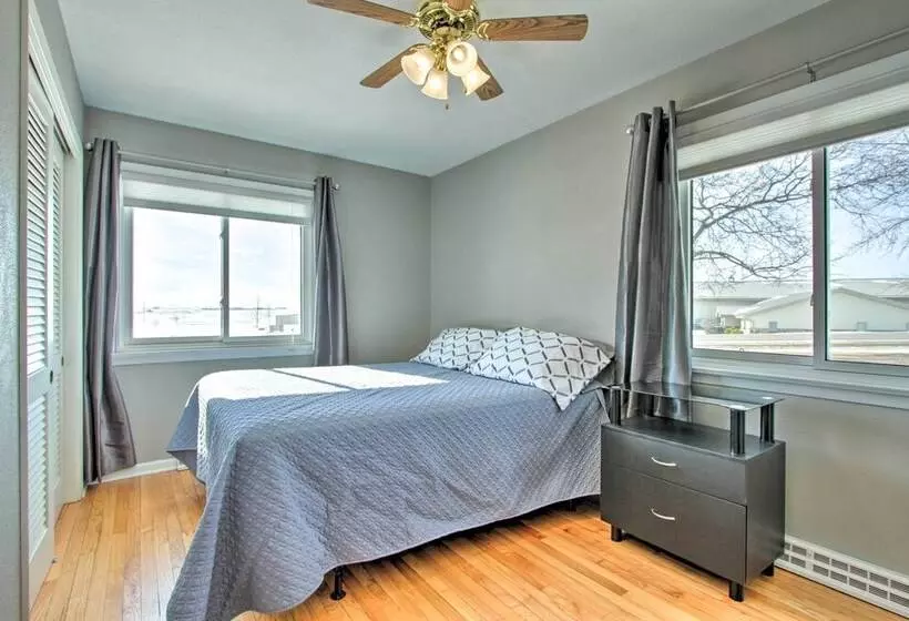 Cozy Postville Retreat W/ Fireplaces & Yard!