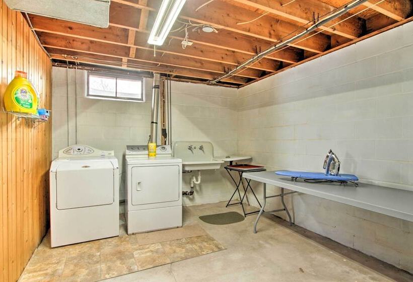 Cozy Postville Retreat W/ Fireplaces & Yard!