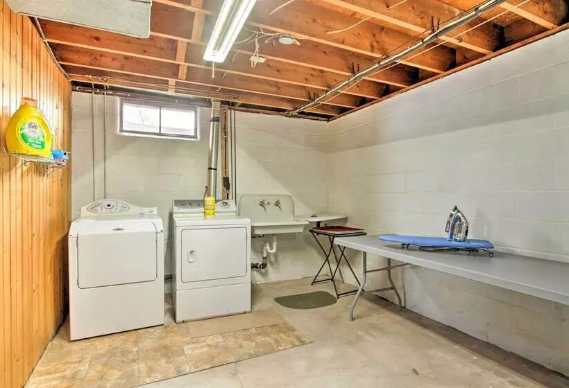 Cozy Postville Retreat W/ Fireplaces & Yard!