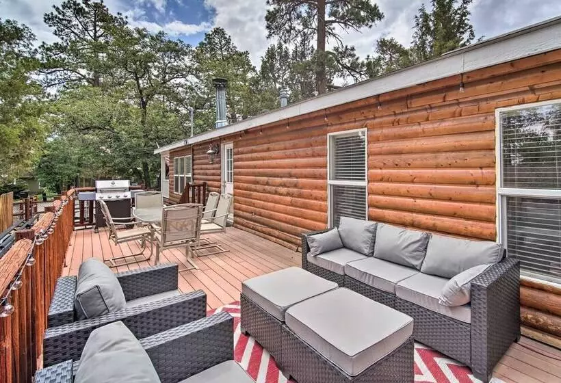 8 Mi To Big Bear Lake & Village: Sugarloaf Cabin!