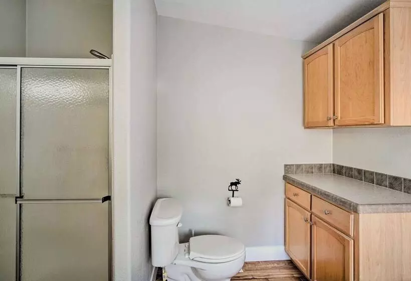 8 Mi To Big Bear Lake & Village: Sugarloaf Cabin!