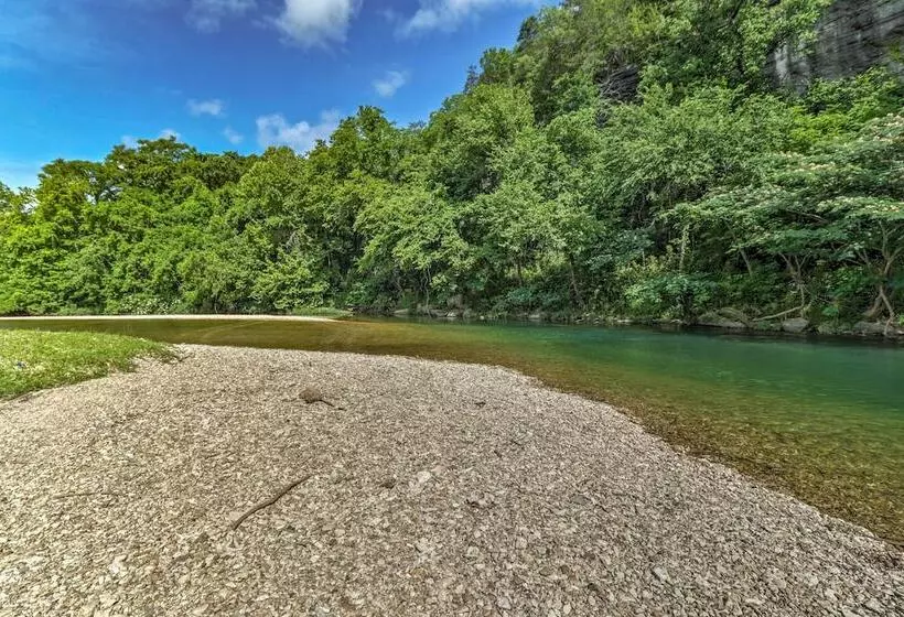 Creekside Hideaway  W/ Fire Pit + Creek Access!
