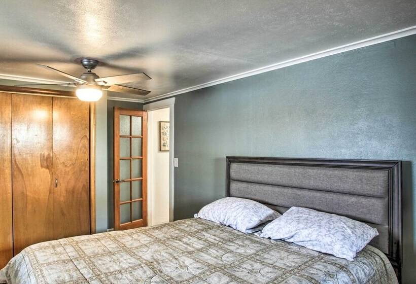 Diamond Lake Home W/ Dock Close To 2 Ski Resorts!