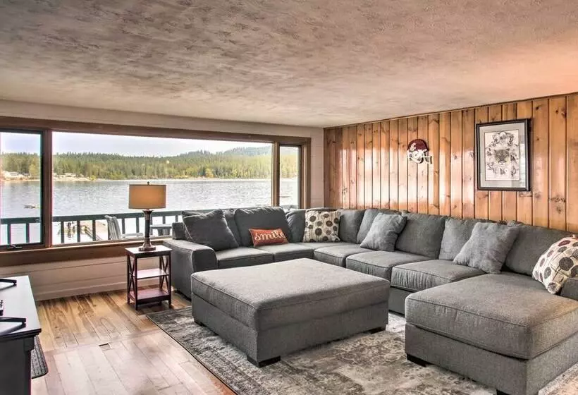 Diamond Lake Home W/ Dock Close To 2 Ski Resorts!