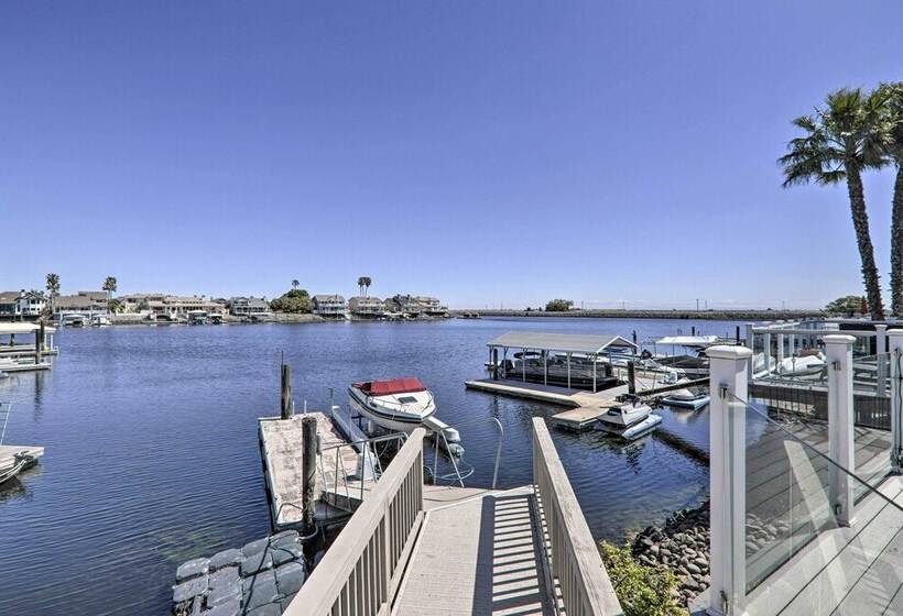 Discovery Bay Retreat W/ Balcony & Boat Dock!