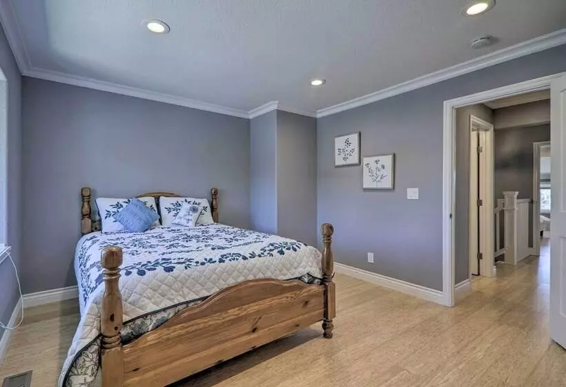 Discovery Bay Retreat W/ Balcony & Boat Dock!