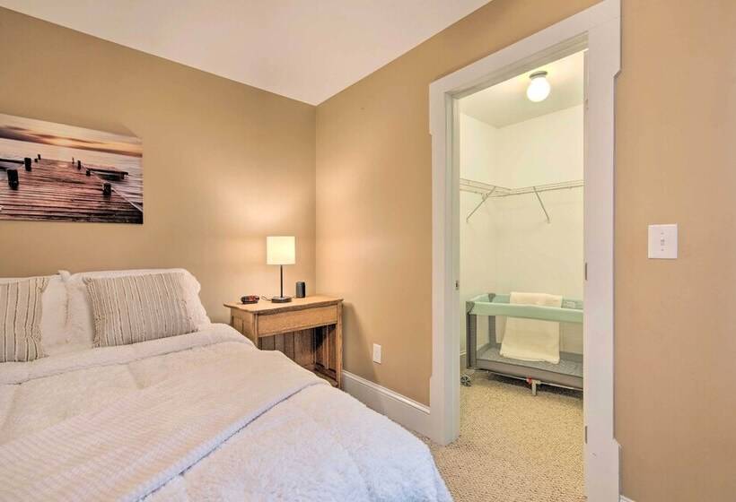 Edgewater Escape: Home With Amazing Amenities!