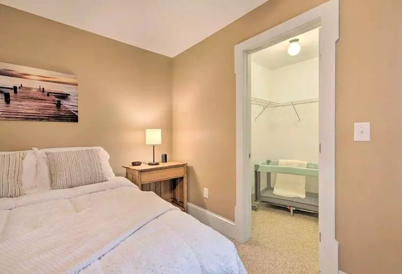 Edgewater Escape: Home With Amazing Amenities!