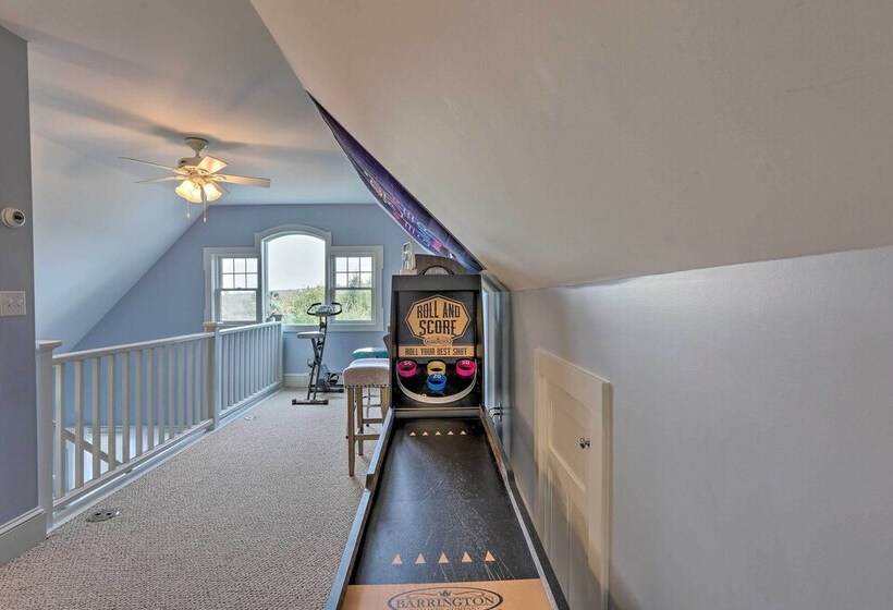 Edgewater Escape: Home With Amazing Amenities!