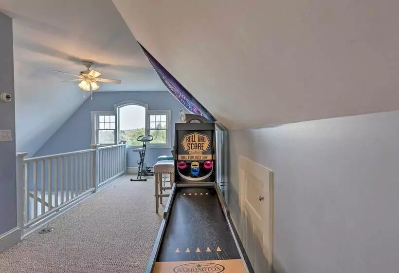 Edgewater Escape: Home With Amazing Amenities!