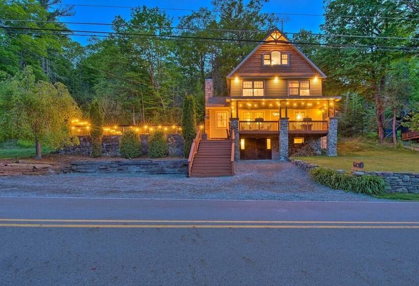 Edgewater Escape: Home With Amazing Amenities!