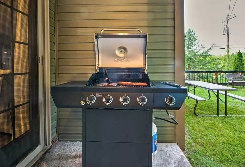 Edgewater Escape: Home With Amazing Amenities!