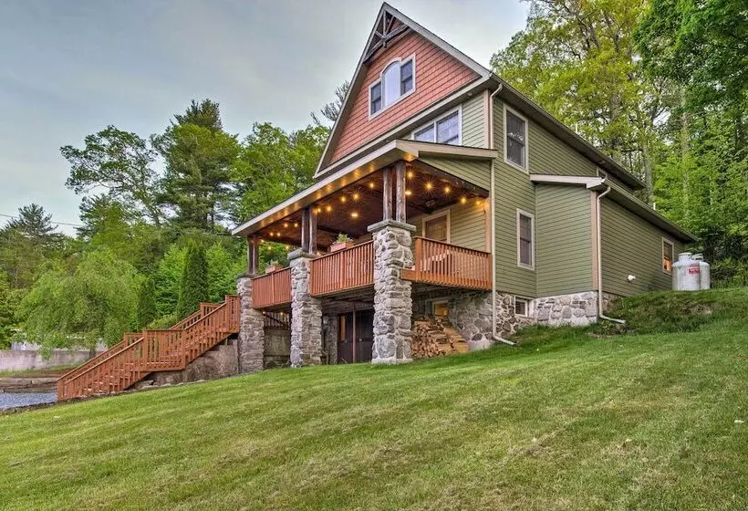 Edgewater Escape: Home With Amazing Amenities!