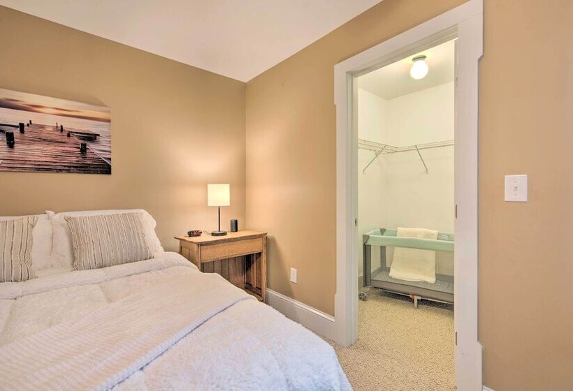 Edgewater Escape: Home With Amazing Amenities!