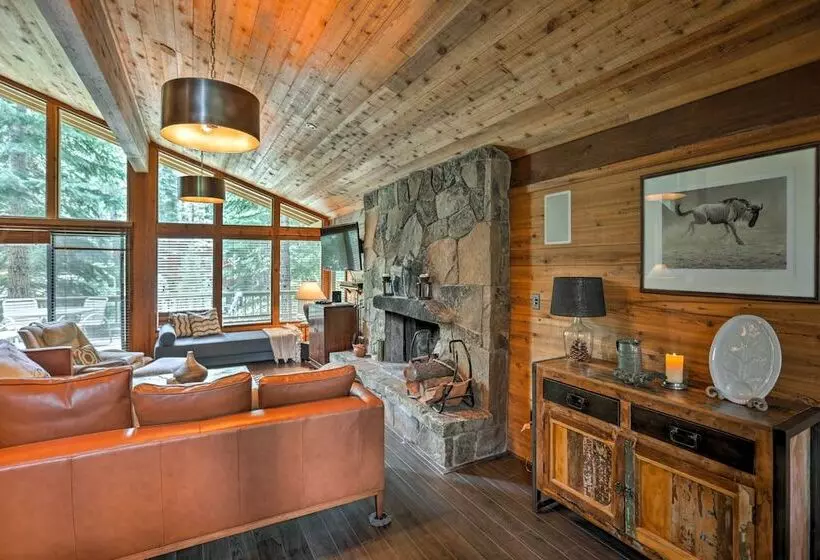 Expansive Truckee Cabin W/ Deck & Resort Amenities