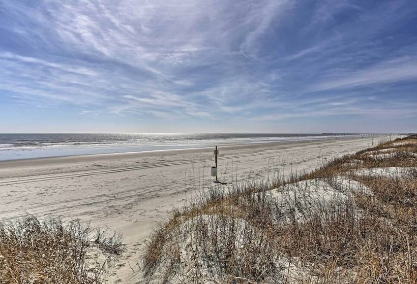 Family Friendly Vacation Home: Steps To Beach!