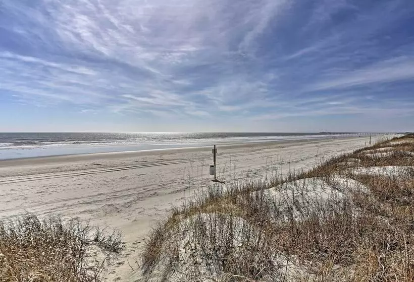 Family Friendly Vacation Home: Steps To Beach!