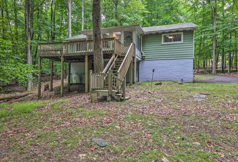 Family Home W/ Locust Lake Access & Game Room!