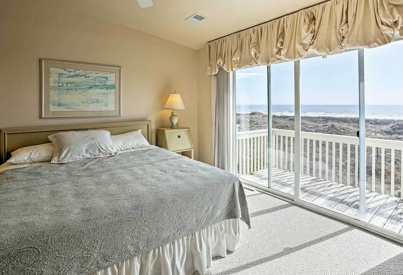 Family Friendly Vacation Home: Steps To Beach!