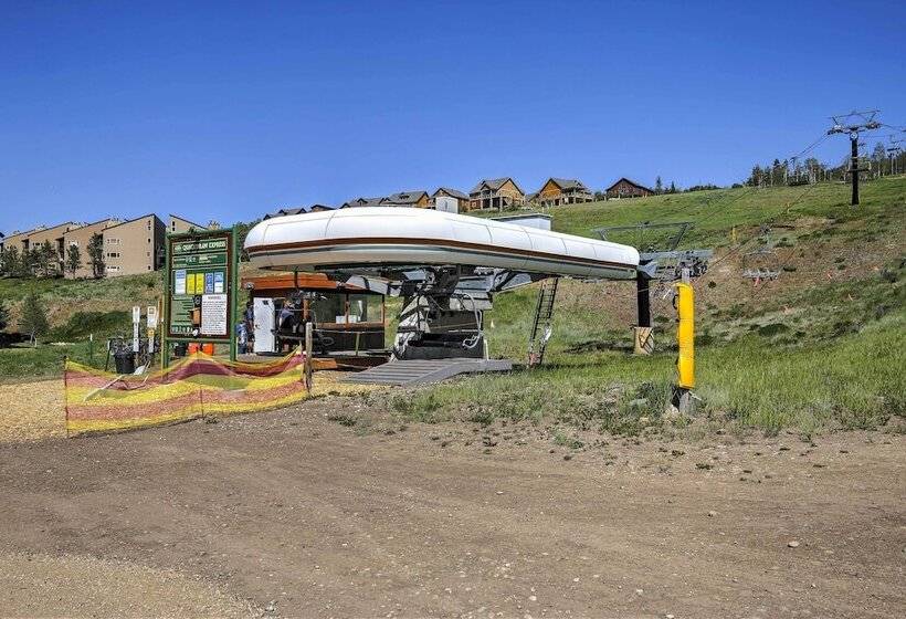 Patio, Fire Pit, & Ski Mountain View: Granby Home