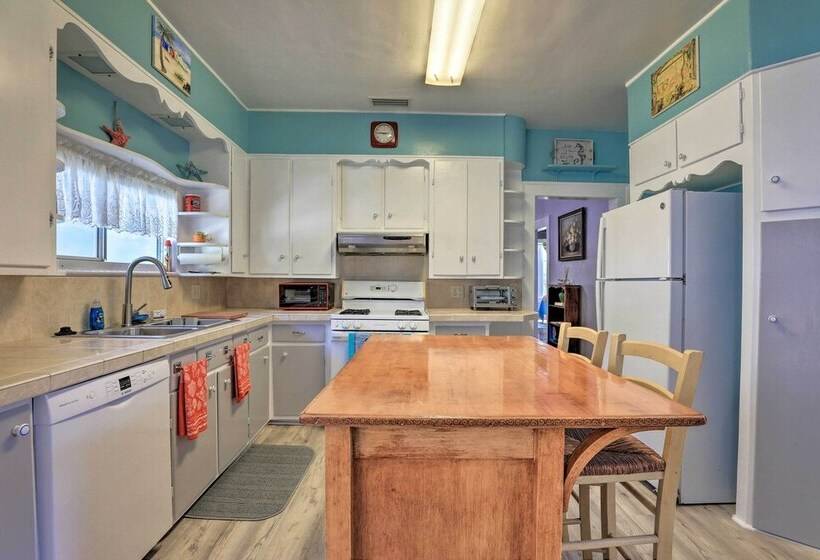 Historic Bradenton Cottage ~ 1 Mi To Downtown