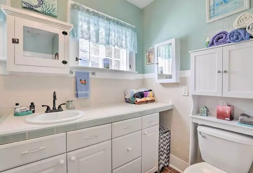 Historic Bradenton Cottage ~ 1 Mi To Downtown