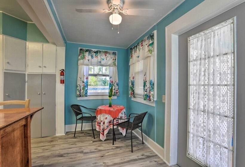 Historic Bradenton Cottage ~ 1 Mi To Downtown