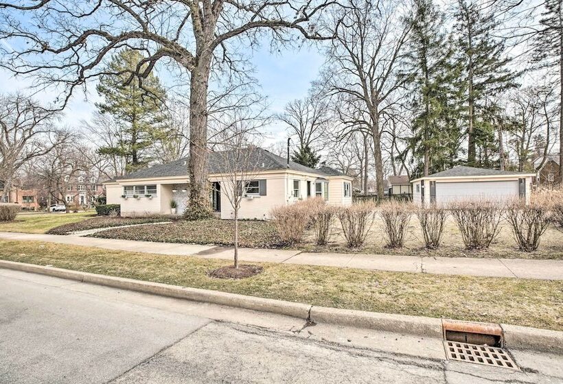 Home W/ Office + Yard: 25 Mi To Downtown Chicago!