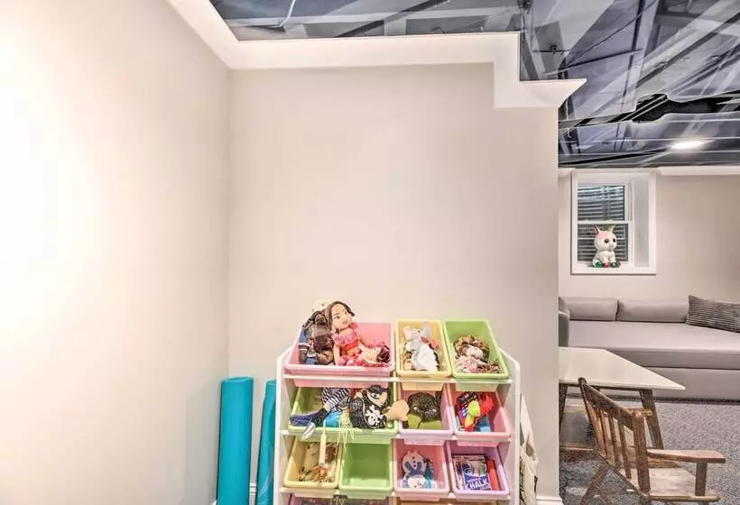 Home W/ Office + Yard: 25 Mi To Downtown Chicago!